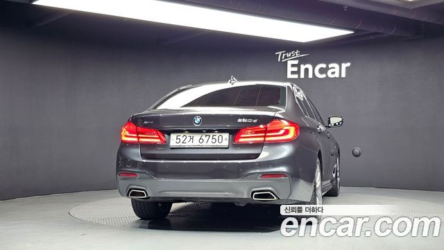 BMW 5 Series (G30) 520d xDrive M Sport Package Plus 2018 — фото 4