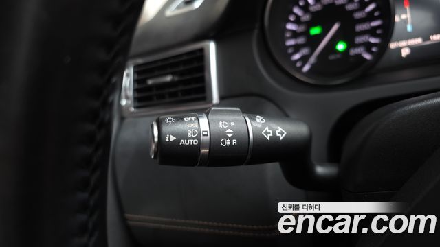 Land Rover Discovery Sport 2.0 TD4 HSE Luxury 2016 — фото 39