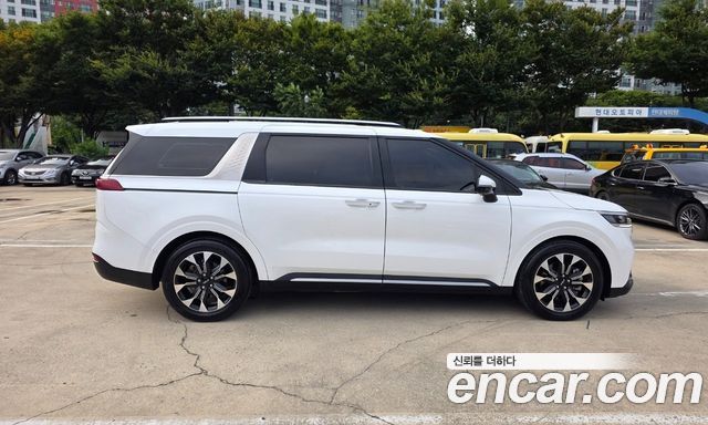 Kia Carnival (IV) Gasoline 7-Seater Signature 2023 — фото 4
