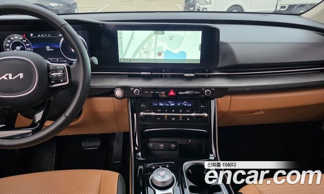 Kia Carnival (IV) Gasoline 7-Seater Signature 2023 — фото 9