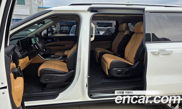 Kia Carnival (IV) Gasoline 7-Seater Signature 2023 — фото 18