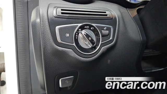Mercedes-Benz C-Class (W205) C200 2016 — фото 14
