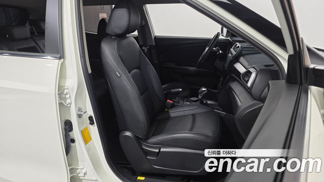KG Mobility (SsangYong) Tivoli 1.6 2WD V1 2024 — фото 32