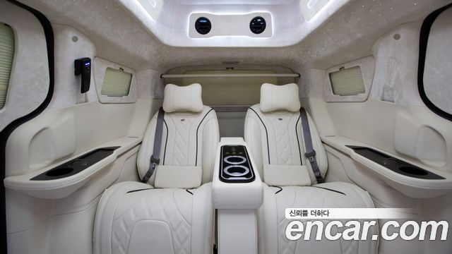 Kia Carnival (IV) Gasoline 9-Seater Hi Limousine (7-seater Limousine(Special vehicle) 2026 — фото 8
