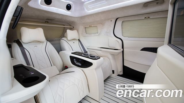 Kia Carnival (IV) Gasoline 9-Seater Hi Limousine (7-seater Limousine(Special vehicle) 2026 — фото 9