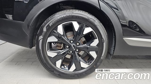 Kia Sportage (V) Gasoline 1.6 Turbo 4WD Nobleless Gravity 2023 — фото 5