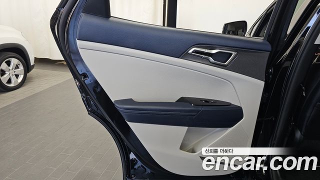 Kia Sportage (V) Gasoline 1.6 Turbo 4WD Nobleless Gravity 2023 — фото 25