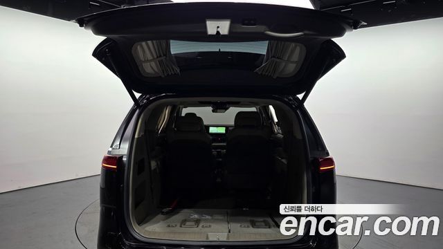 Kia Carnival (IV) Gasoline 7-Seater Hi-Limousine Signature 2022 — фото 16