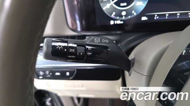 Kia Carnival (IV) Gasoline 7-Seater Hi-Limousine Signature 2022 — фото 27