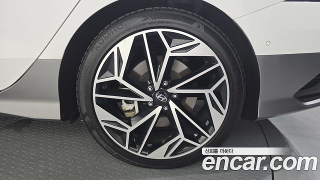 Hyundai Ioniq 6 Long Range AWD Prestige 2023 — фото 21