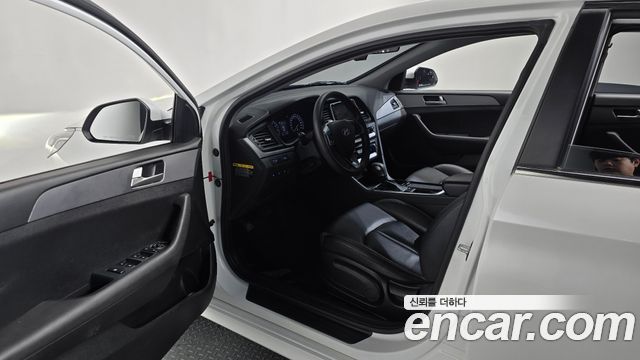 Hyundai Sonata New Rise LPI Style 2019 — фото 10