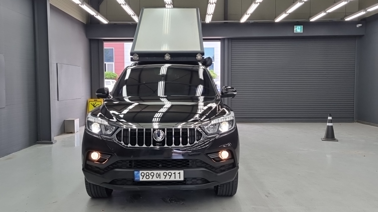 KG Mobility (SsangYong) Rexton Sports Khan Diesel 2.2 4WD Professional S (5-Link) 2019 — фото 3