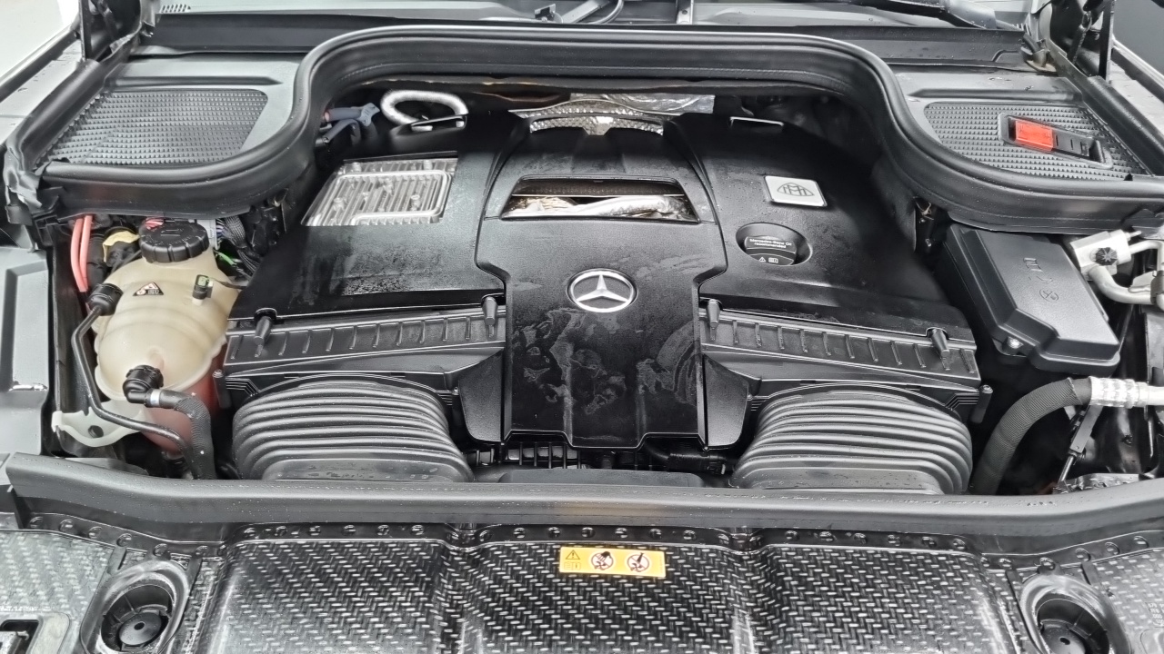 Mercedes-Benz GLS-Class (X167) Maybach GLS600 4MATIC 2021 — фото 17