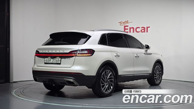 Lincoln Nautilus (I) 2.7 Reserve AWD 2019 — фото 2