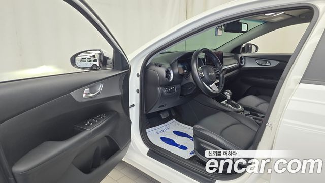 Kia K3 (II) 1.6 Prestige 2022 — фото 10