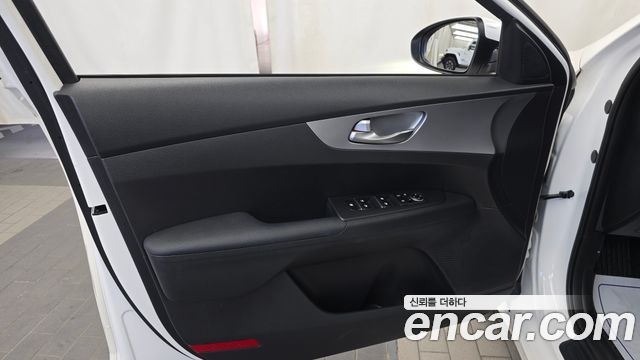 Kia K3 (II) 1.6 Prestige 2022 — фото 24