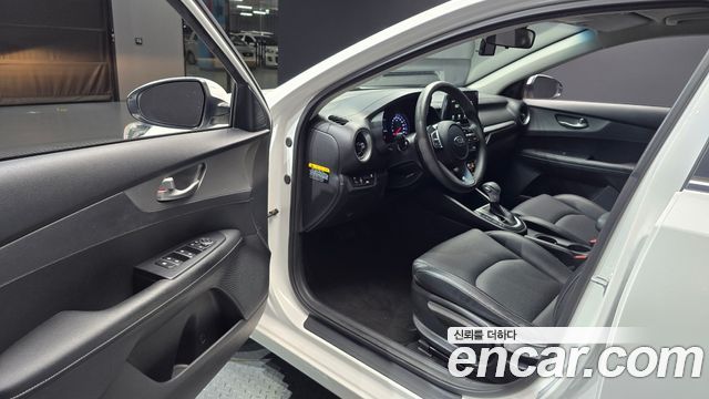 Kia K3 Trendy 2020 — фото 10