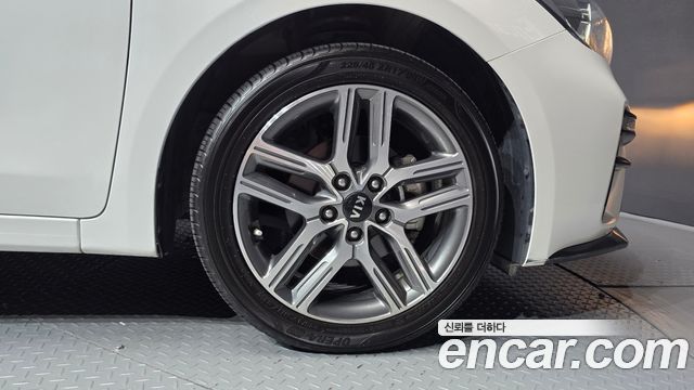 Kia K3 Trendy 2020 — фото 27
