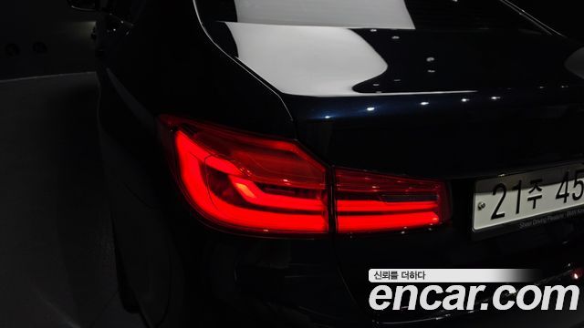 BMW 5 Series (G30) 520d M Sport Package Plus 2019 — фото 23