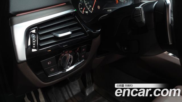 BMW 5 Series (G30) 520d M Sport Package Plus 2019 — фото 39