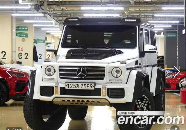 Mercedes-Benz G-Class (W463) G500