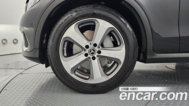 Mercedes-Benz GLC-Class (X253) GCL300 4MATIC Coupe 2019 — фото 5