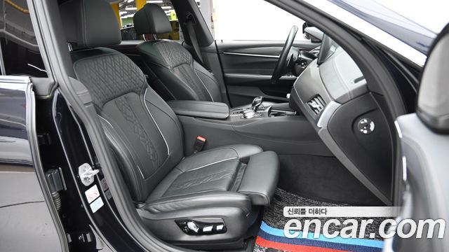 BMW 6 Series GT (G32) 630i xDrive M Sport 2023 — фото 10