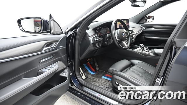 BMW 6 Series GT (G32) 630i xDrive M Sport 2023 — фото 15