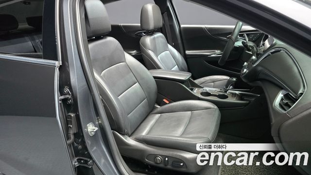 Chevrolet Malibu 2.0 Turbo LT Permium 2017 — фото 12