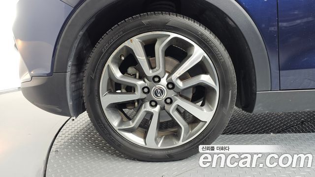 KG Mobility (SsangYong) Tivoli Diesel LX 2WD 2016 — фото 5