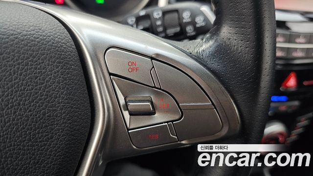 KG Mobility (SsangYong) Tivoli Diesel LX 2WD 2016 — фото 13