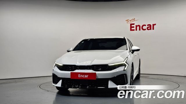 Kia K5 (III) 2.0 Noblesse 2025 — фото 3