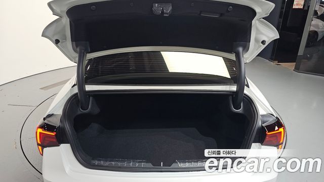 Kia K5 (III) 2.0 Noblesse 2025 — фото 20
