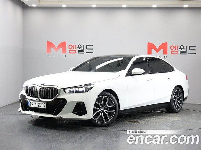 BMW 5 Series (G60) 520i M Sport