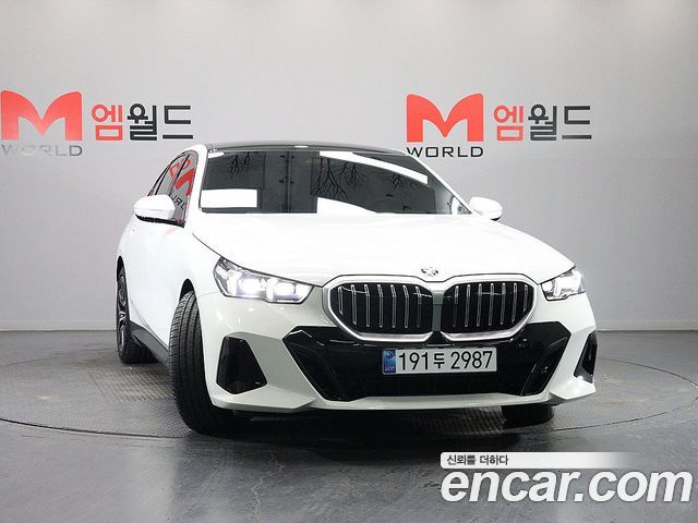 BMW 5 Series (G60) 520i M Sport 2026 — фото 2
