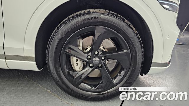 Genesis GV70 2.5T Gasoline AWD 2026 — фото 5