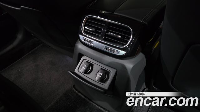 Genesis G90 3.8 AWD Premium Luxury 2019 — фото 31