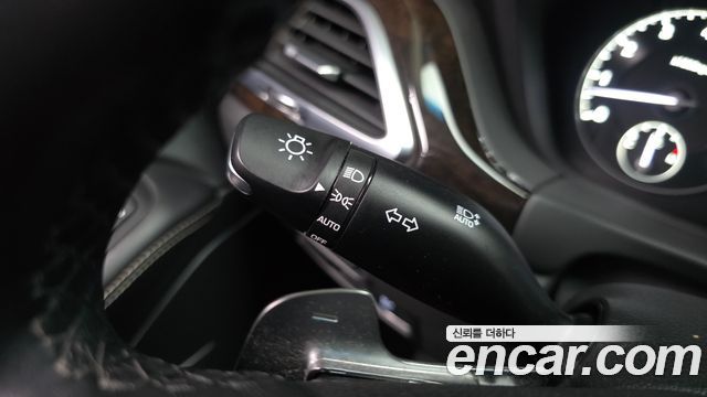 Genesis G90 3.8 AWD Premium Luxury 2019 — фото 36