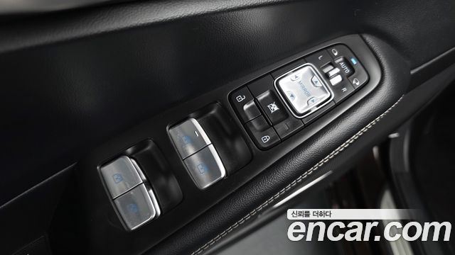 Genesis G90 3.8 AWD Premium Luxury 2019 — фото 37