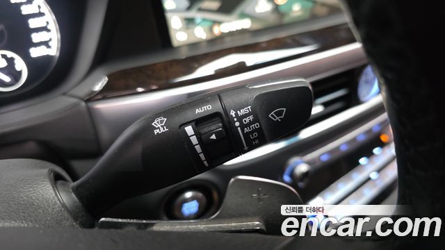 Genesis G90 3.8 AWD Premium Luxury 2019 — фото 38