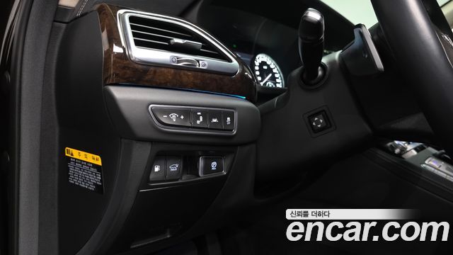 Genesis G90 3.8 AWD Premium Luxury 2019 — фото 39