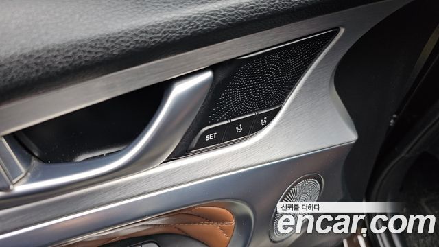 Genesis G70 2.0T Supreme 2018 — фото 18