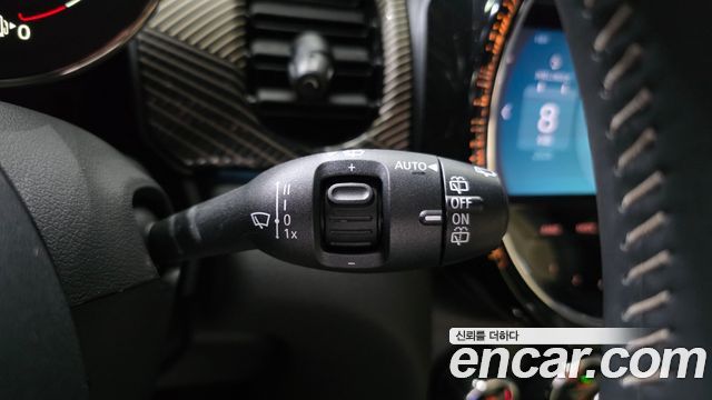 MINI Cooper 5Door Resolute Edition 3rd Gen 2023 — фото 15