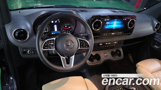 Mercedes-Benz Sprinter 3.0 Diesel W907 2022 — фото 7