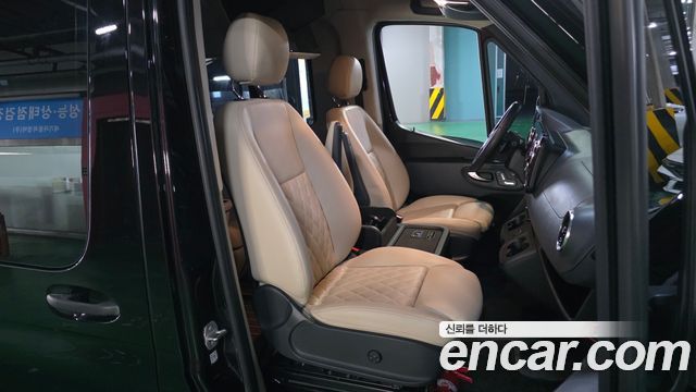 Mercedes-Benz Sprinter 3.0 Diesel W907 2022 — фото 11