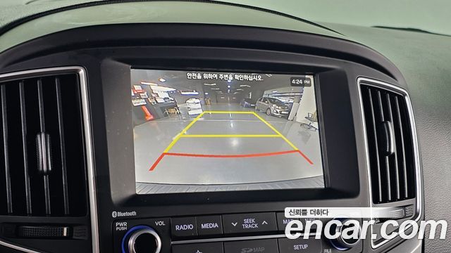 Hyundai Grand Starex 4WD Wagon 12-Seater Modern 2019 — фото 14