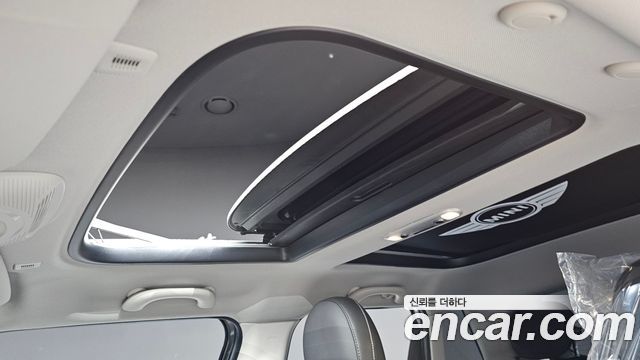 MINI Cooper 5Door HIGH 3rd 2019 — фото 19