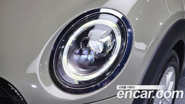 MINI Cooper 5Door HIGH 3rd 2019 — фото 22