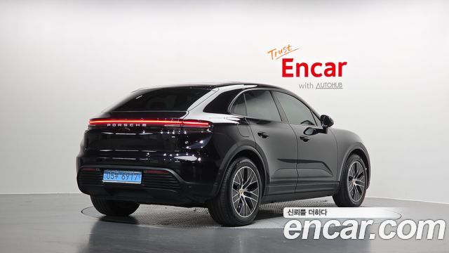 Porsche Macan EV Base 2025 — фото 2