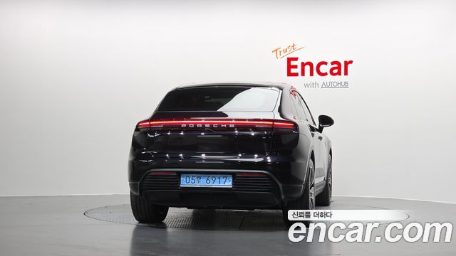 Porsche Macan EV Base 2025 — фото 4